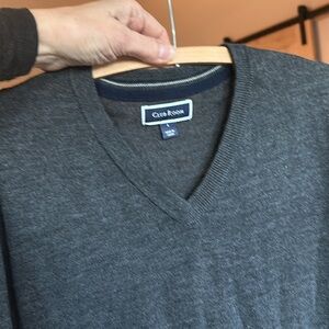 Men’s CLUB ROOM classic v-neck sweater